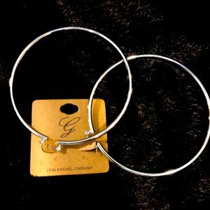 💎Silver Hoops💎NWT